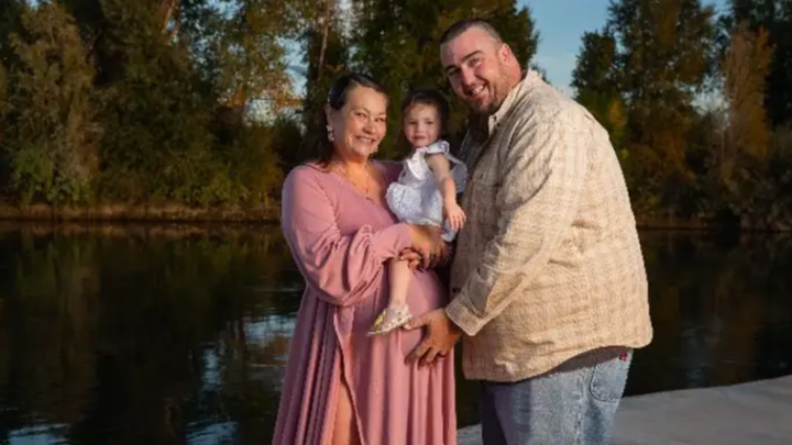 Support Robert Saad's Wife and Children campaign photo, 1 of 3