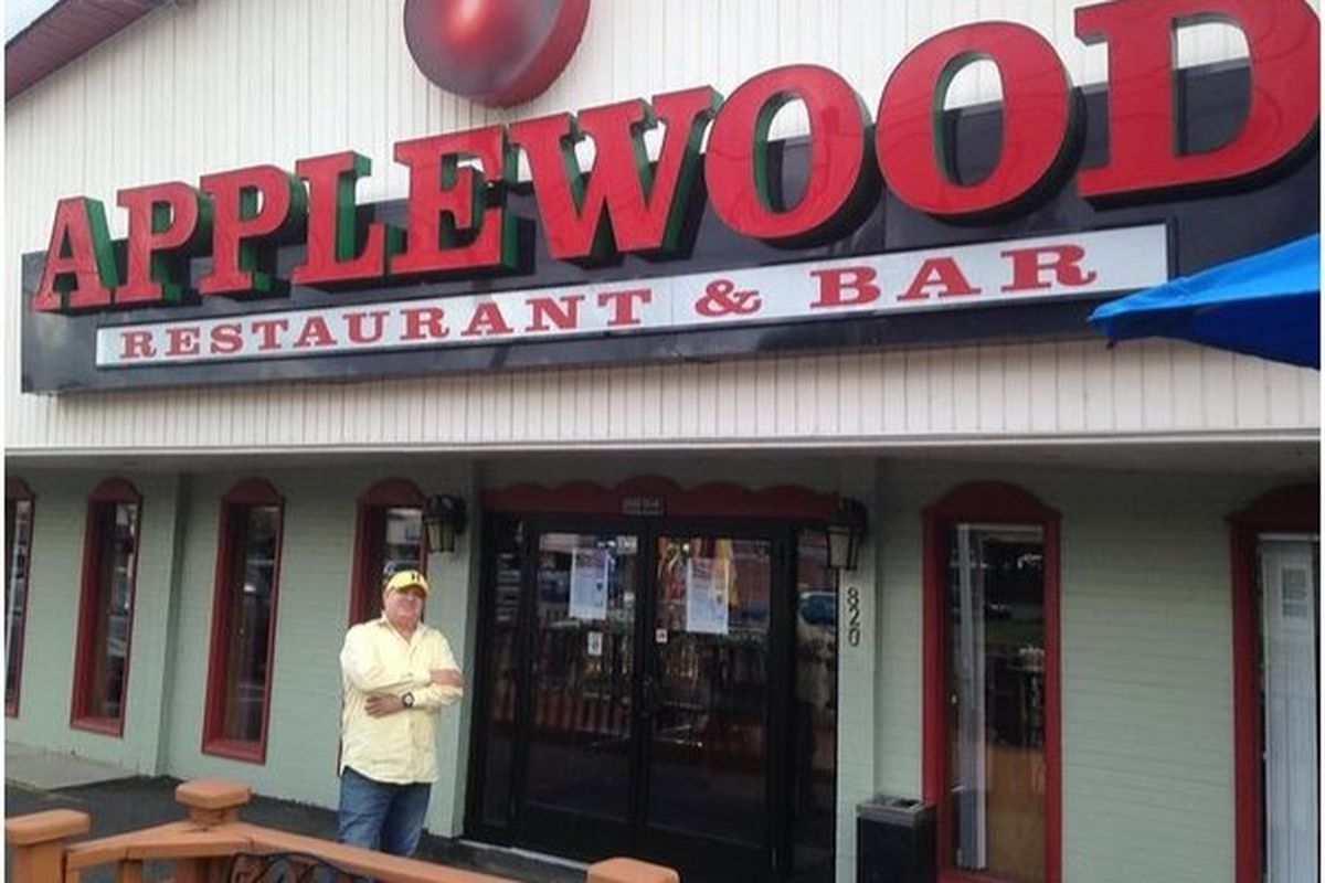 Fundraiser By Michael Greer Applewood Restaurant Family Support