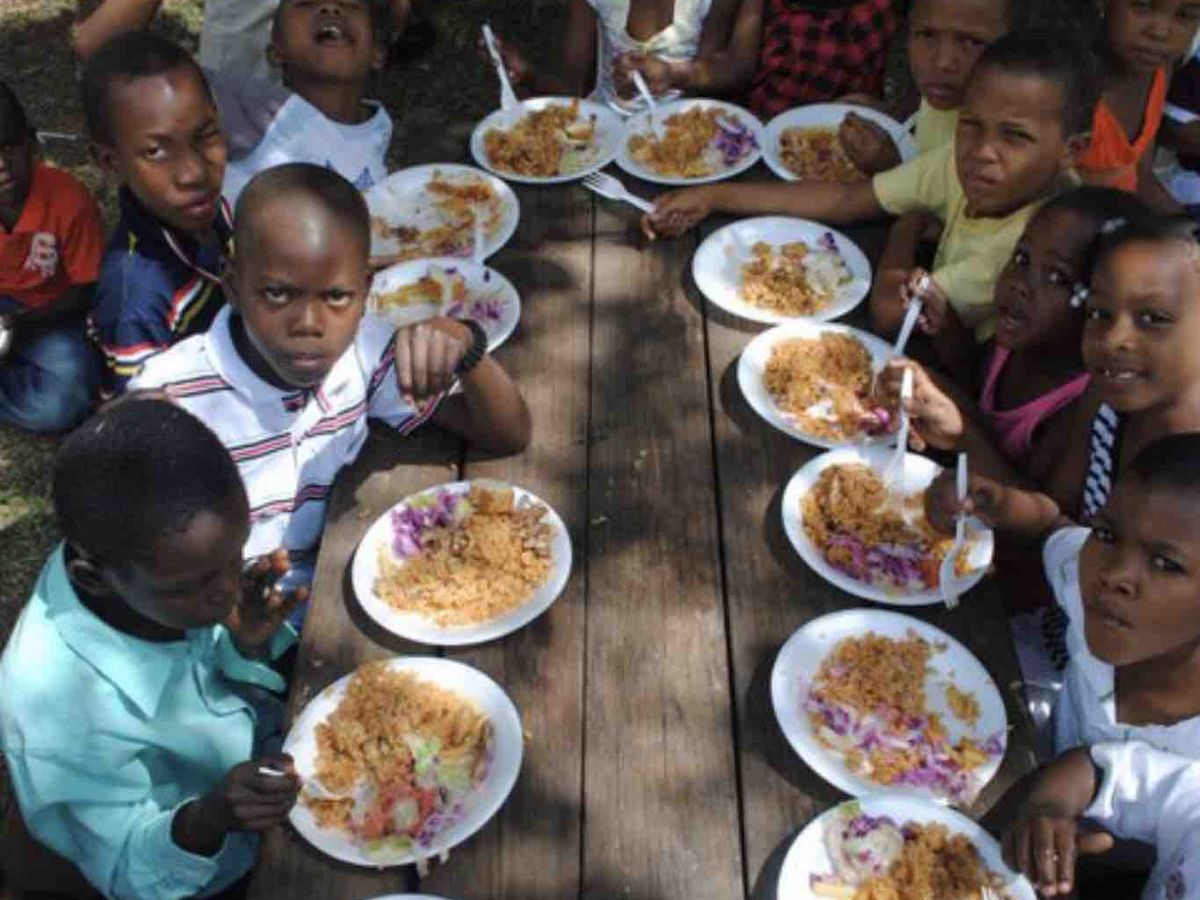 Fundraiser by Manny Solano : Ellos Comen En Tiempo de cuarentena lo  ayudaremos