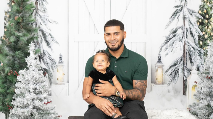 Yetziel Roman Baez campaign photo, 1 of 5