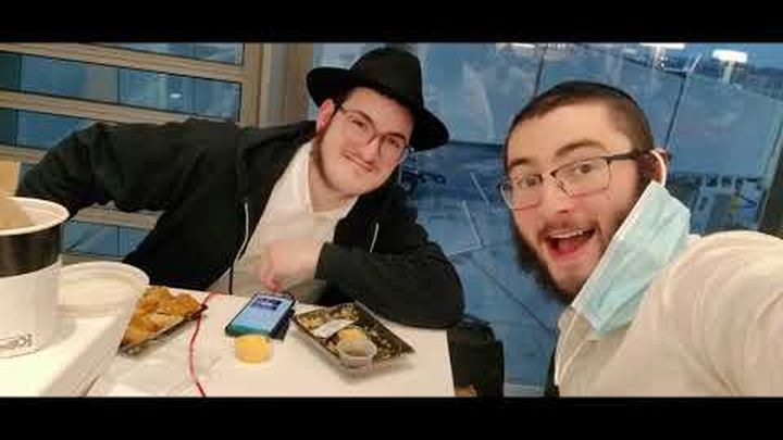 Meir Yaakov's Library video thumbnail, 1 of 3