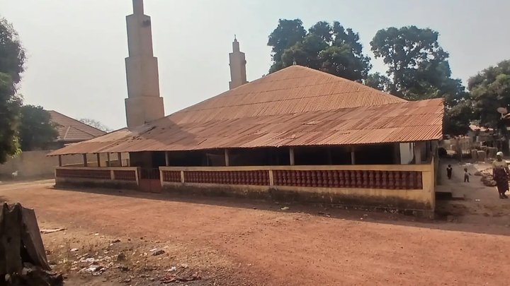 صدقة جارية ( aumône durable pour la mosquée de Mamayah (GIN) campaign photo, 1 of 8