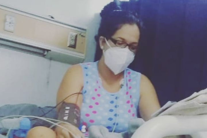 Intubate in malay