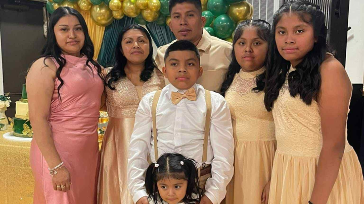 Help Bring Irma Mendez Back Home campaign photo, 1 of 7