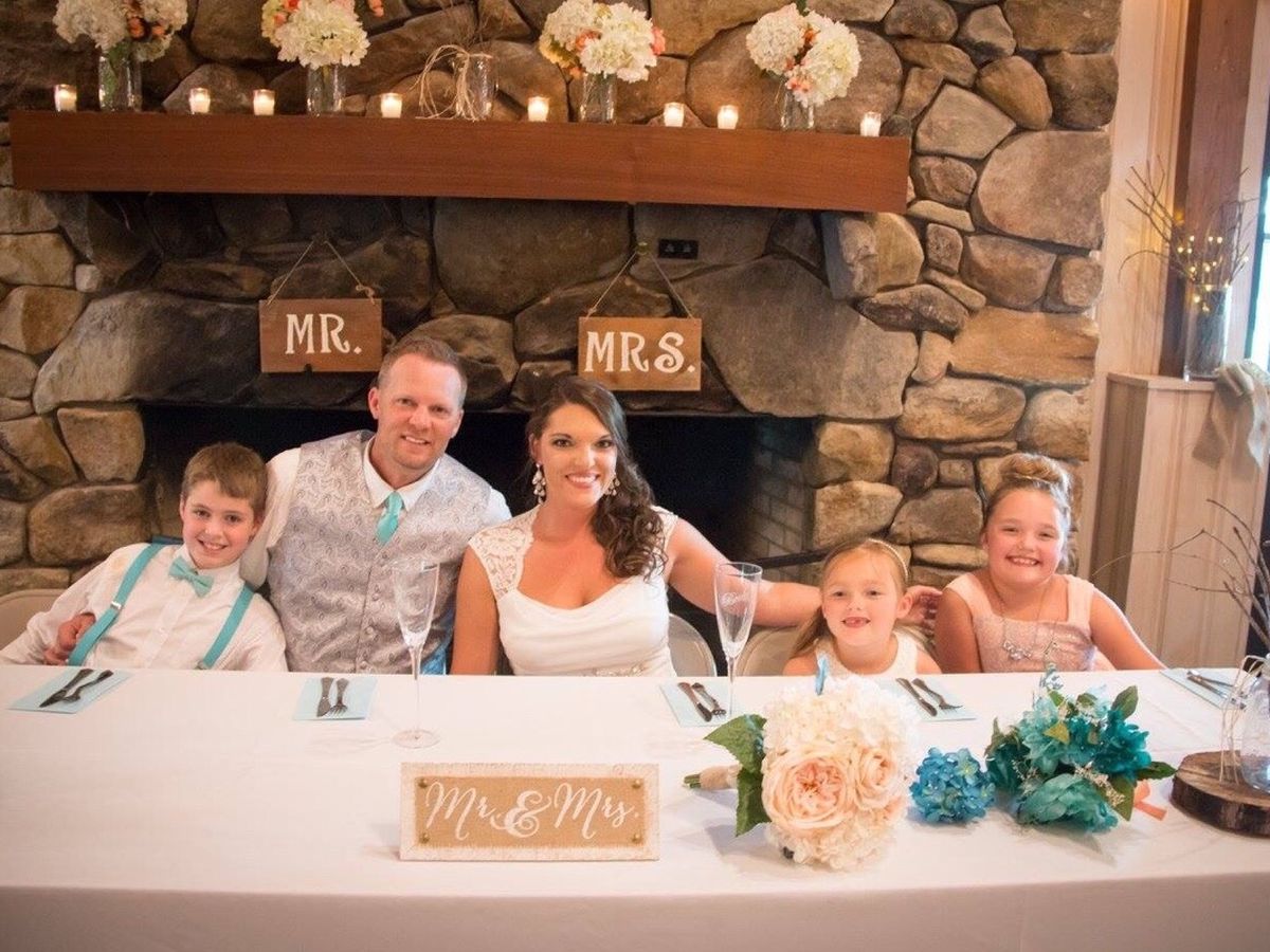 Maggie Austin Cake, image size:1200x900