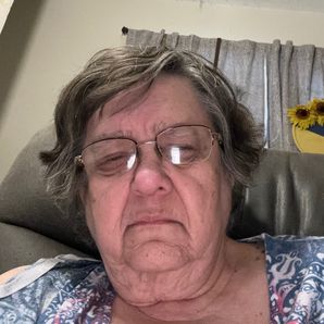 Gloria Priest