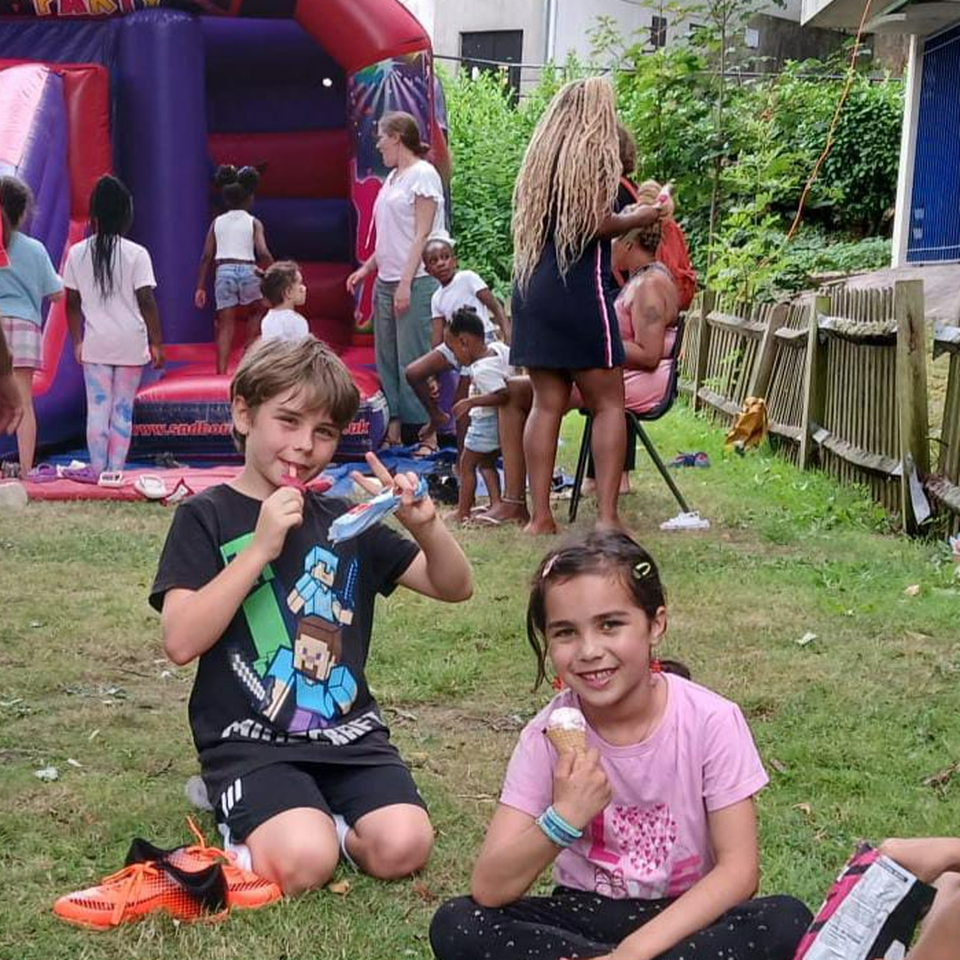 Disco Bouncy Castle For Central Hill & GipsyHill Communities