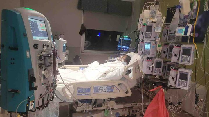 Support for Bianca Valdivieso in the ICU campaign photo, 1 of 3