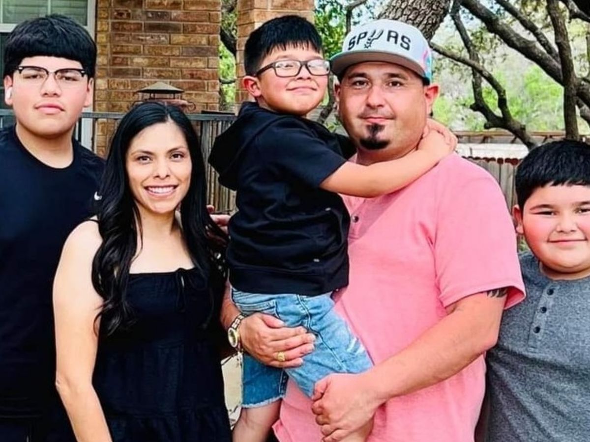Fundraiser for Jennifer Salazar by Nancy Esquivel : Johnny's Family