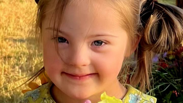 Raising funds for Sula May's 1:1 helper campaign photo, 1 of 5
