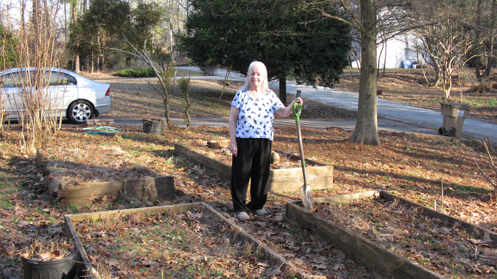 Contribute to Jan's Essential Living Needs campaign photo, 1 of 6