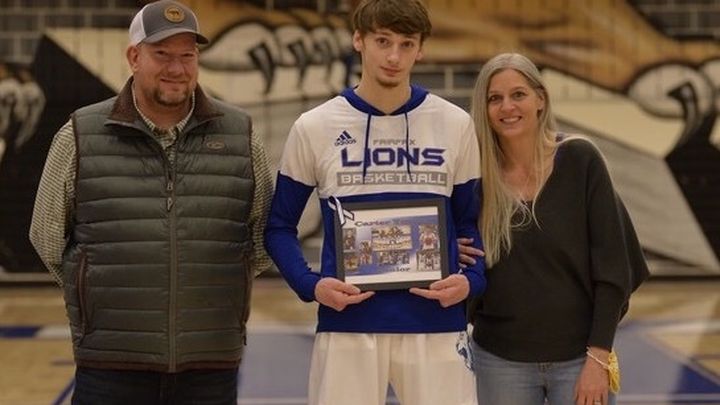 Main fundraiser photo