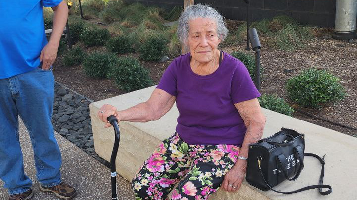 Support Librada’s Funeral Costs and Final Expenses campaign photo, 1 of 7