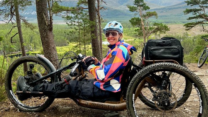 Help Caroline achieve her off-road dreams