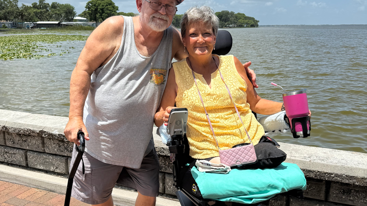 Support a Loving Tribute to Mom's Life campaign photo, 1 of 8