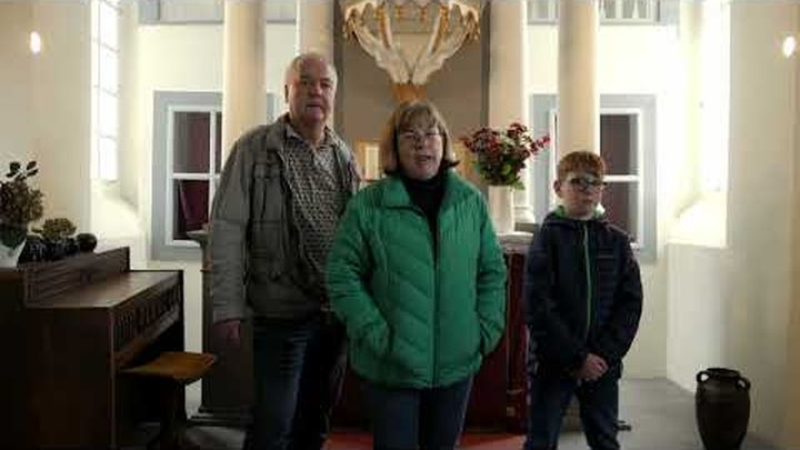 Helfen Sie uns, unser Kirchendach zu retten! video thumbnail, 1 of 8