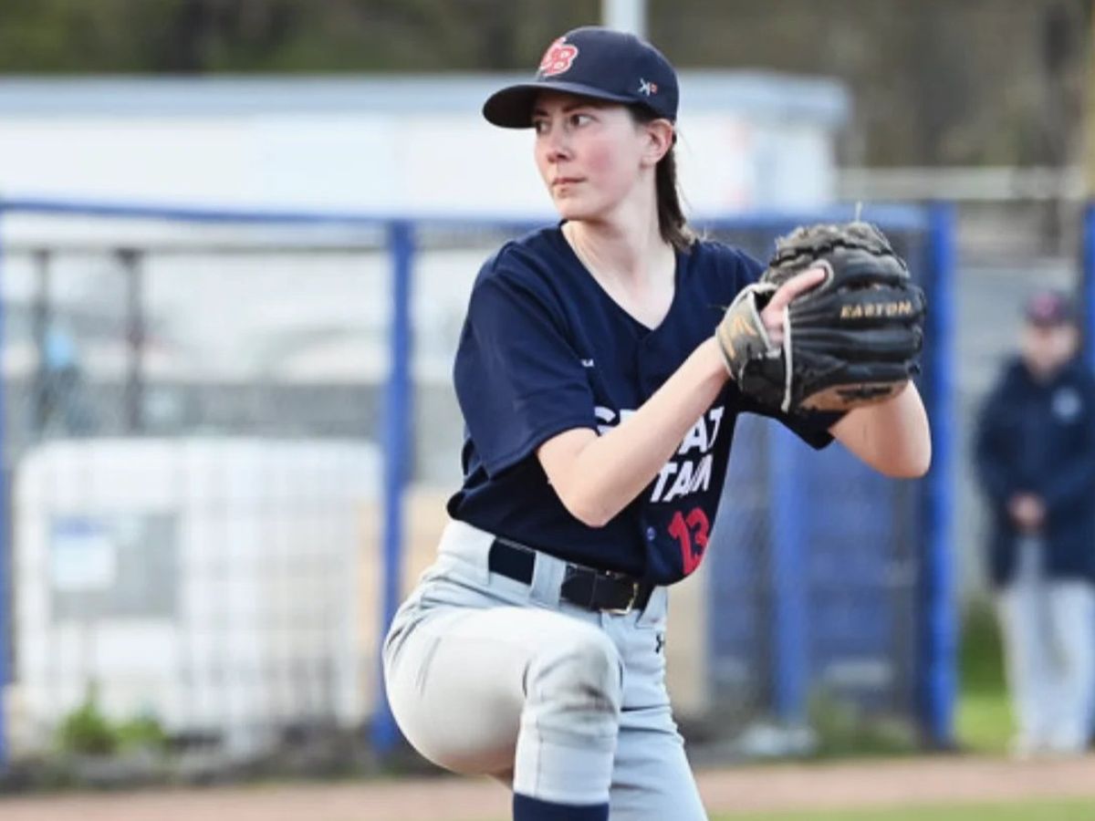 Get Oona to Women's Baseball World Cup campaign photo, 1 of 8