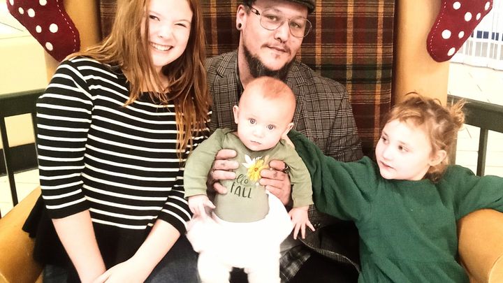 Help a Single Father Feed His Daughters campaign photo, 1 of 8