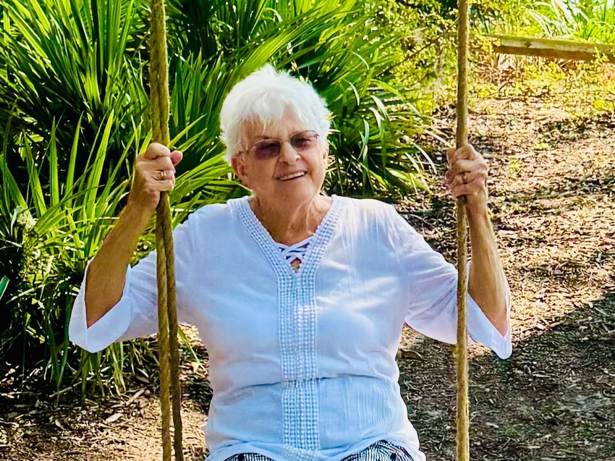 Help Aunt Marti Recover After Shoulder Surgery campaign photo, 1 of 3