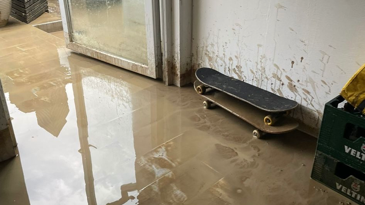 Hilfe nach schwerem Wasserschaden durch Starkregen campaign photo, 1 of 8