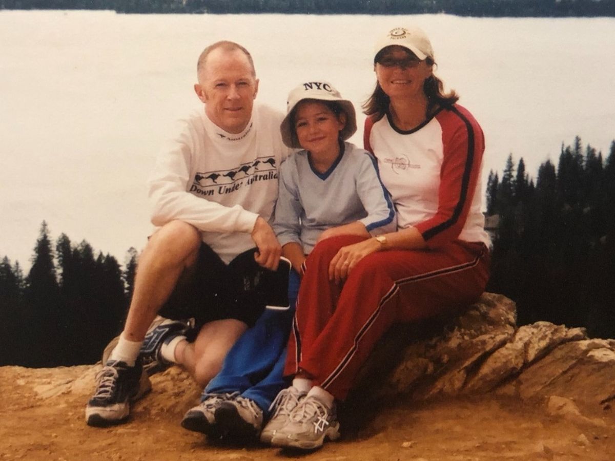 Fundraiser for Julie-anne Sheehan by Gerard Kerr : Funeral for Brendan  Sheehan, image size:1200x900