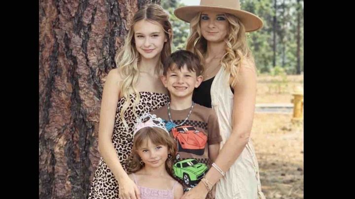 Help Brittany & her children rebuild after Spokane Fires campaign photo, 1 of 11