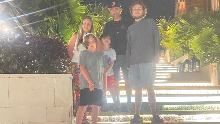 Support a Dedicated Father of 3 in Need campaign photo, 1 of 4