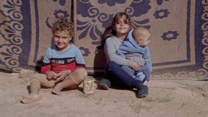 تبرع للمساعدة في الحصول على اساسيات الحياة لأطفالنا campaign photo, 1 of 3