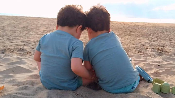 Foto da arrecadação Help Two Autistic Twins Continue Their Essential Therapies, 1 de 3