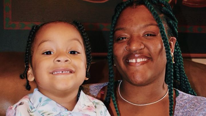Help a single mother and veteran reunite with her family campaign photo, 1 of 4