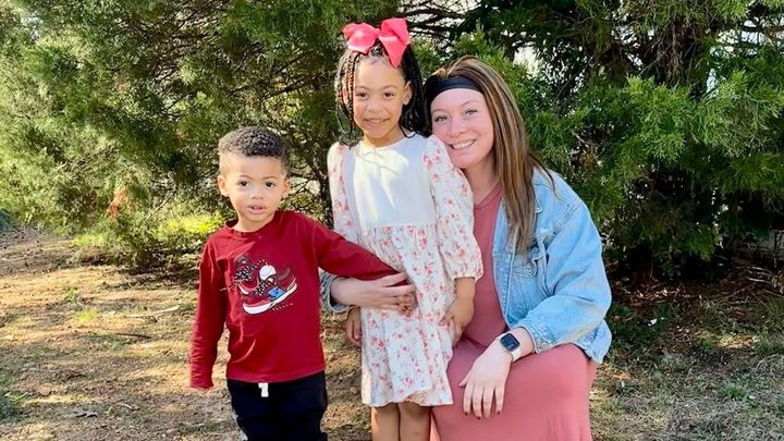 Single mother in need of urgent surgery campaign photo, 1 of 4