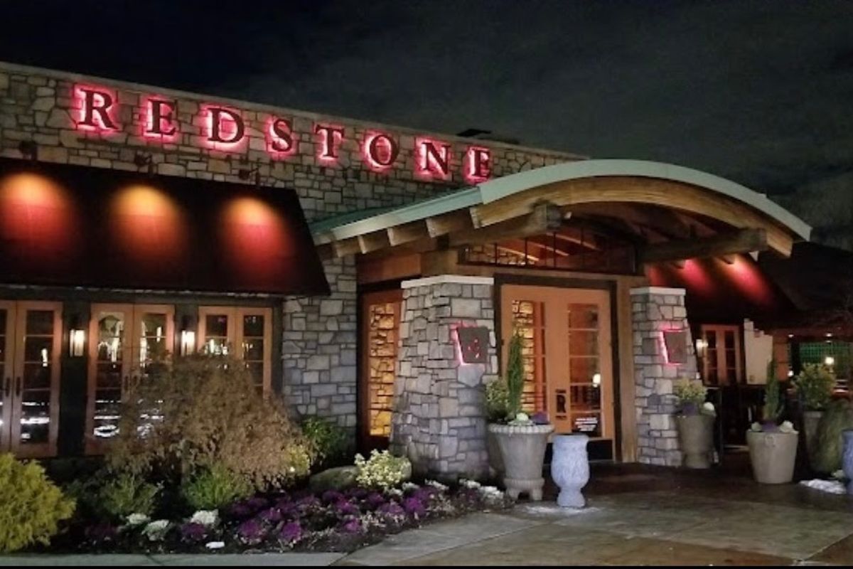 Fundraiser by Andrea Formosa : Help employees during restaurant fire