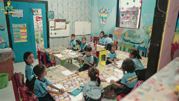 Steun een school op Ambon, Molukken campaign photo, 1 of 7