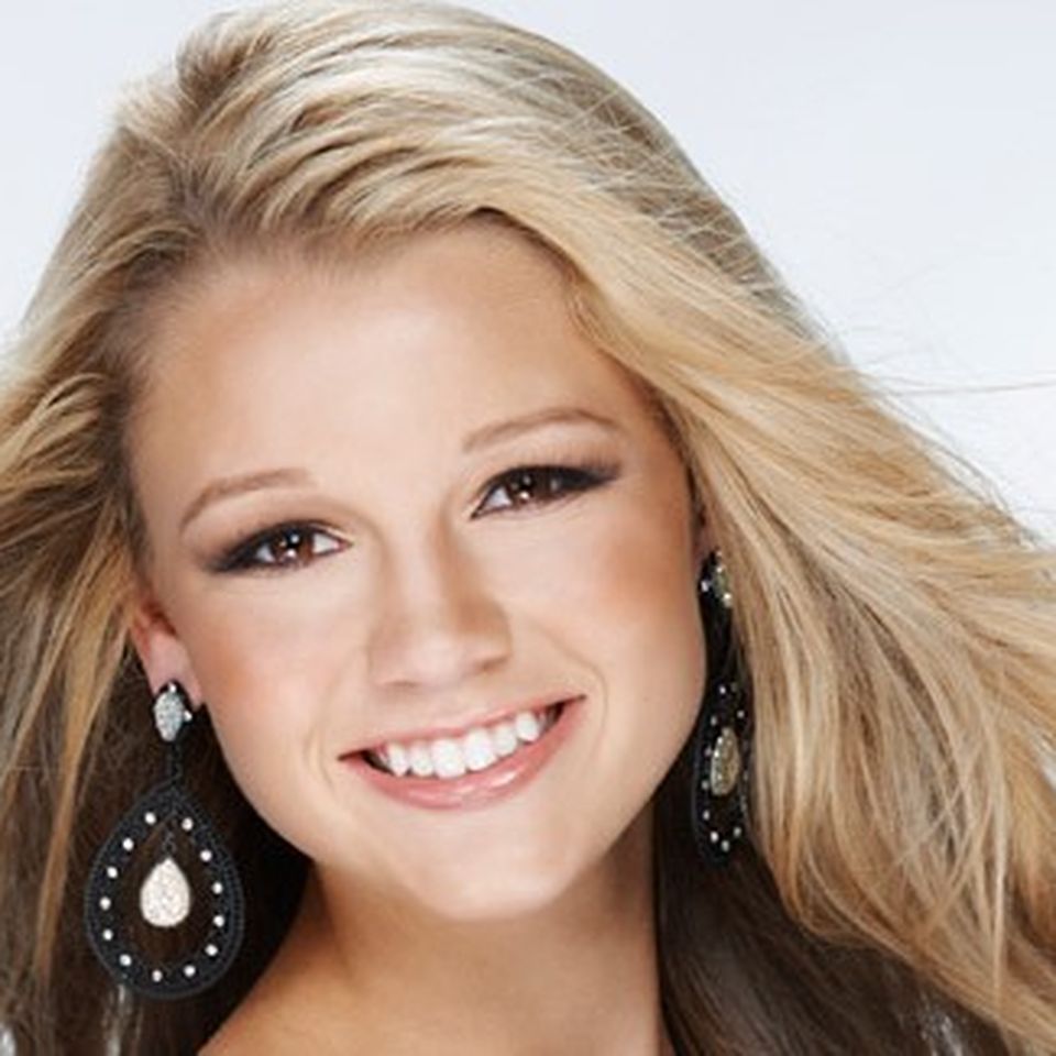 Fundraiser by Zoe Parker : Zoe Parker for Miss Teen USA