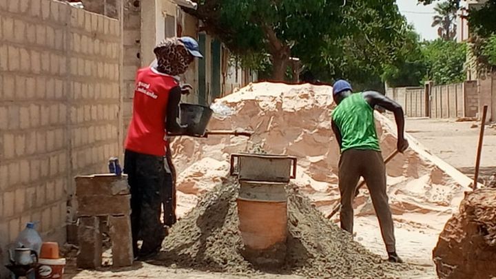 Aidez- nous à construire un dortoir pour les filles ! campaign photo, 1 of 4