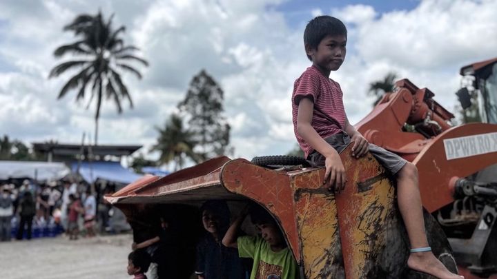 Support Earthquake Victims & Children in GenSan campaign photo, 1 of 8