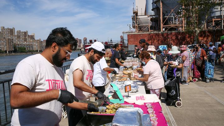 Foto de la recaudación de fondos Help Bring Free Vegan Food to Queensbridge, 1 de 3