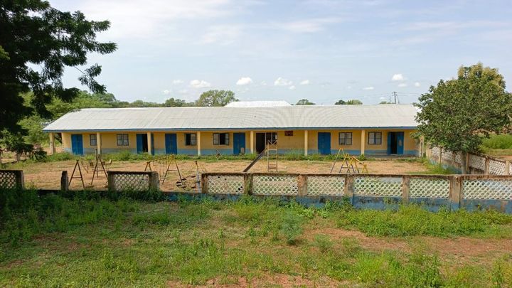 A New School for the Children of Nagalkinia Community campaign photo, 1 of 8