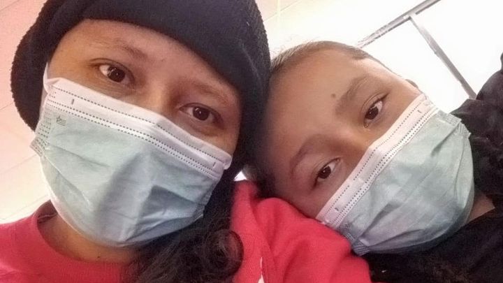 Support asylum seeking young family Ana & Flor! campaign photo, 1 of 3