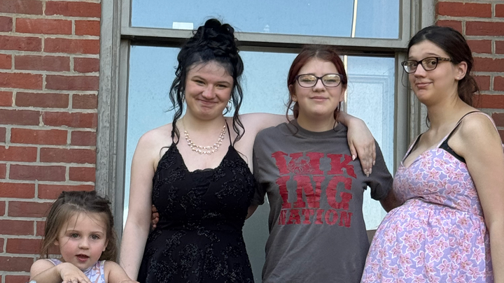 Help the Davis Family Rebuild After Christmas Fire campaign photo, 1 of 3