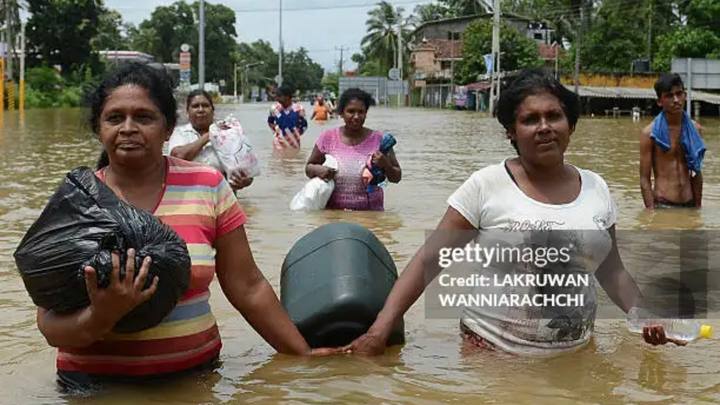 Watersnood! Help de oma van Evi in Sri Lanka campaign photo, 1 of 5