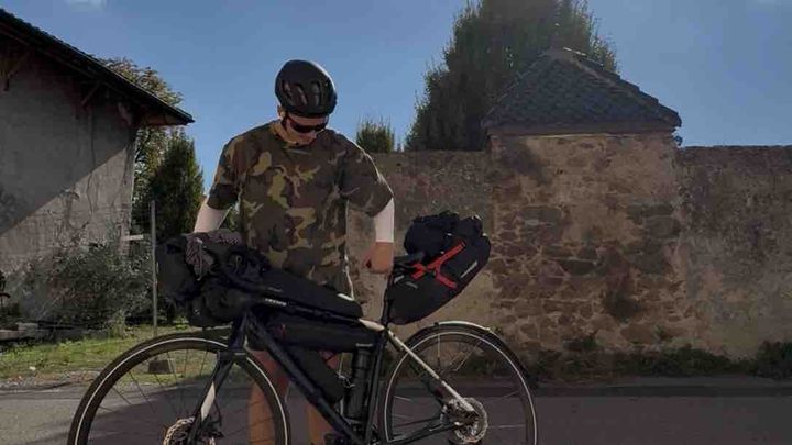 2,470km For Care campaign photo, 1 of 3