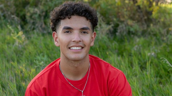 Help a Student Athlete Achieve His College Dreams campaign photo, 1 of 4