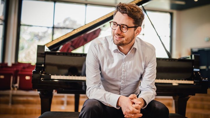 Fundraiser by Alexander Rebetge : Support Alex to study conducting at RNCM