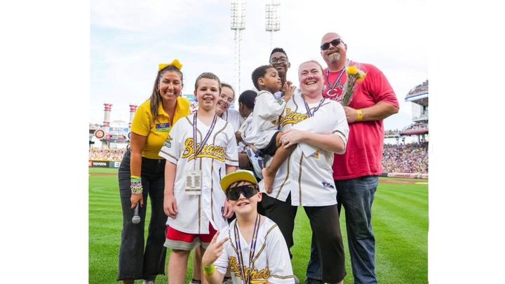 Support Nicole and Her Six Children After Steve’s Passing campaign photo, 1 of 4