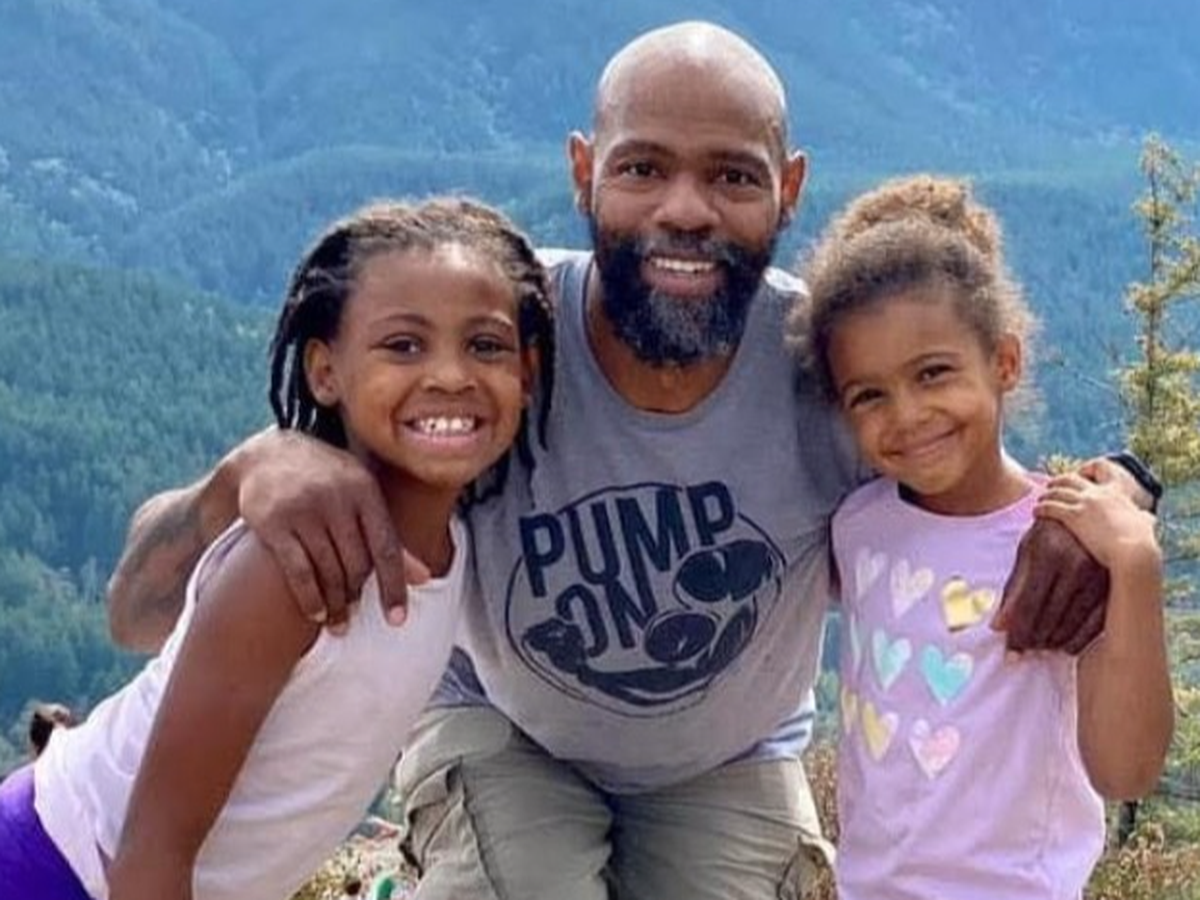 Support Montez: Girl Dad & Longshoreman Healing from Injury campaign photo, 1 of 8