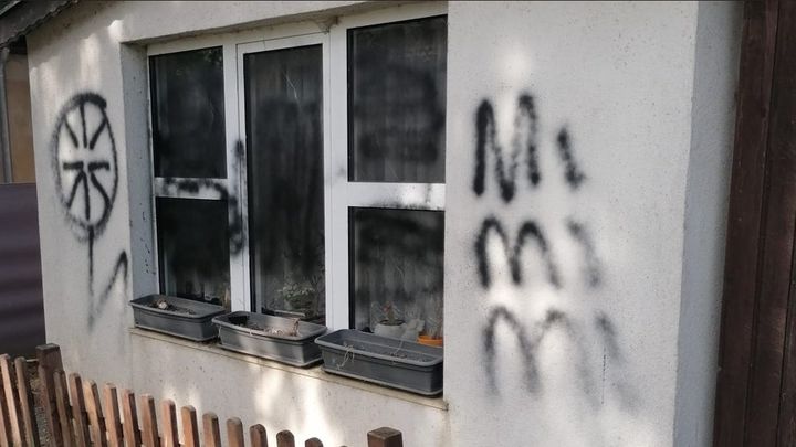 Kampagnen-Foto für Hilfe für eine 64 jährige Rentnerin wegen rechter Gewalt, 1 von 8
